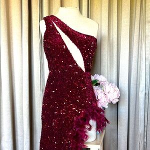 NOVA LUXE Burgundy Sequin Gown